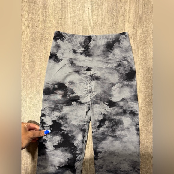 Darc Sport Seamless Flare Pants - Picture 5 of 5